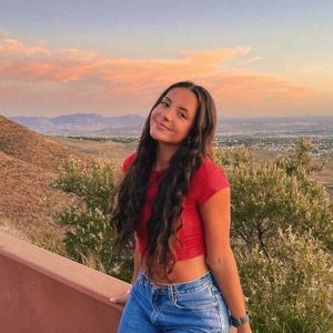 Meet your Posher, Sophia